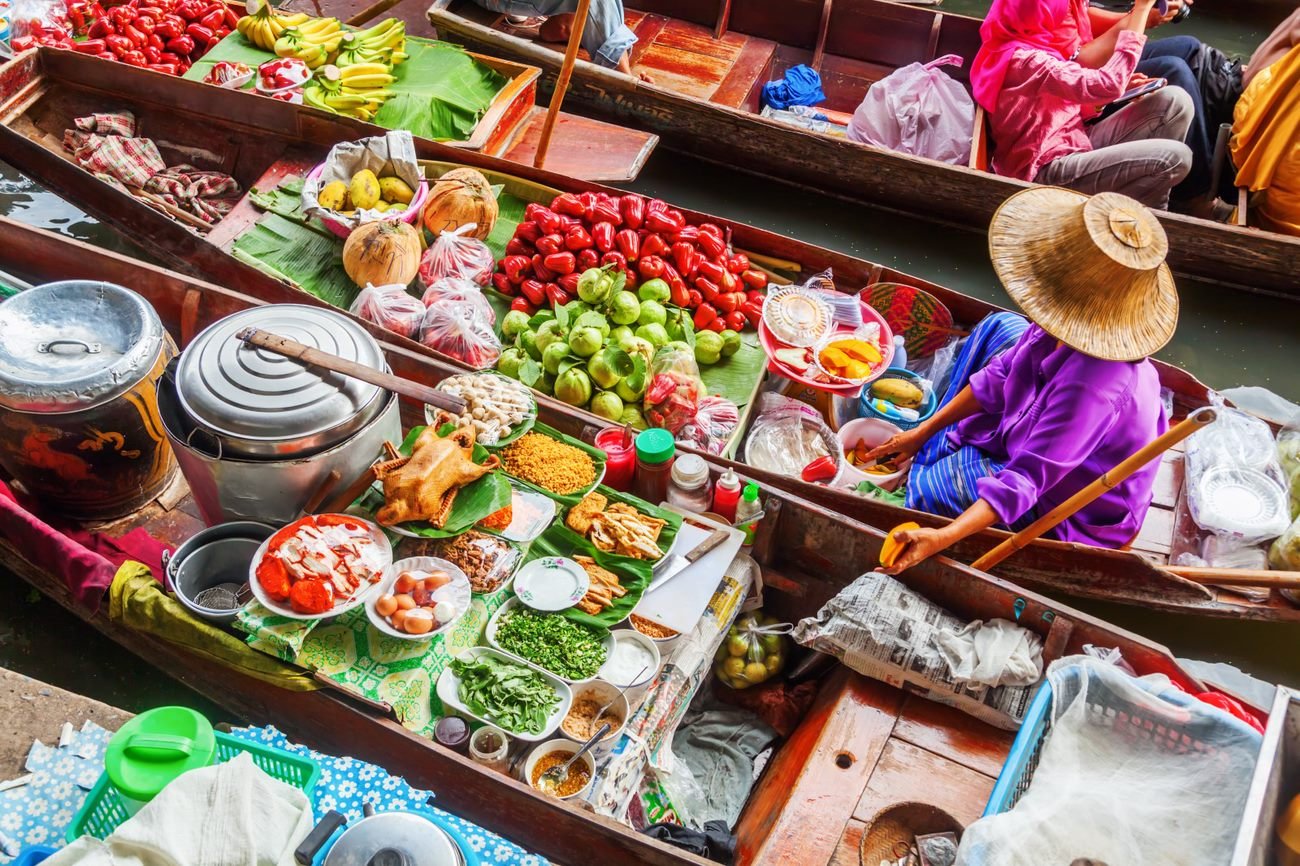 Damnoen Saduak Floating Market - Train Market