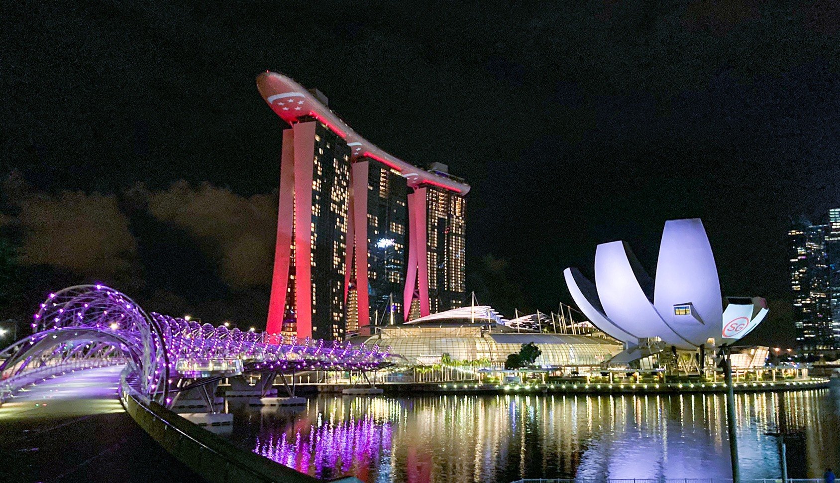 Singapore 2 N 3 D