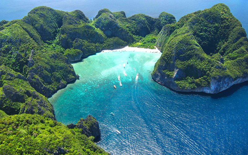 Phi Phi Island & Bamboo Island by Speedboat